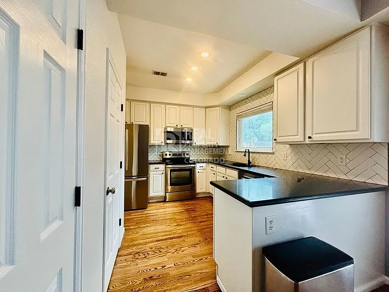 6703 Sheridan Blvd #A — Photo 6