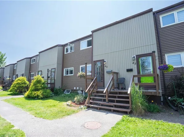 46 Somerset Park, Saint John, NB E2K 2R8