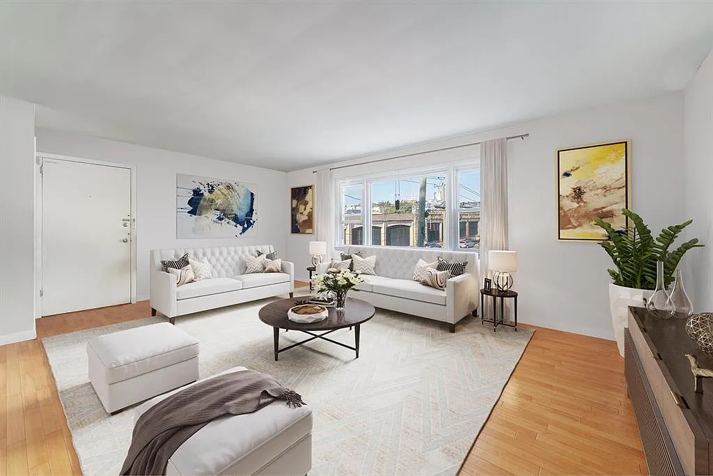 2 bed, 1.0 bath, 1100 sqft, $3,100 — Photo 2