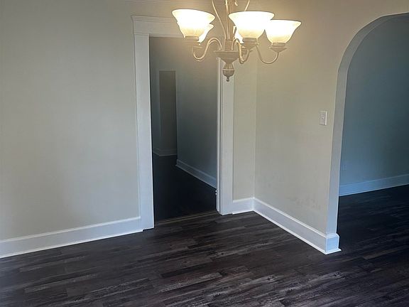 5th image of 207 Garfield Ave