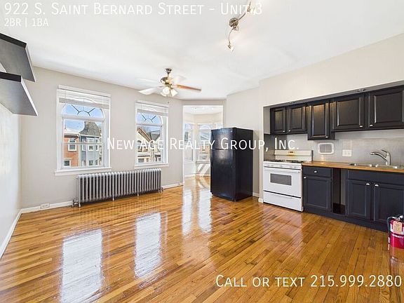 2nd image of 922 S Saint Bernard St #3