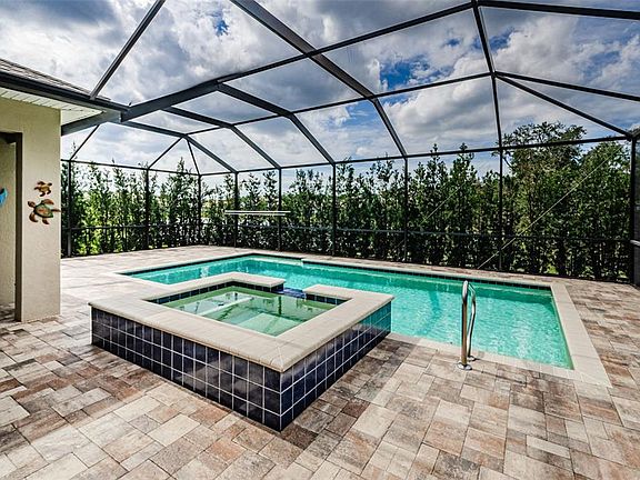 2nd image of 4243 Glade Wood Loop