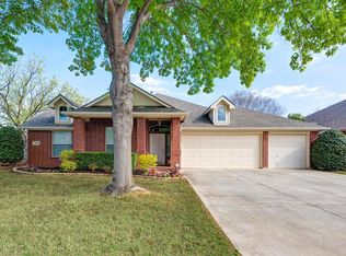 3424 Ballard Dr, Grapevine, TX 76092
