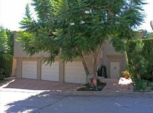 1305 Summitridge Dr, Beverly Hills, CA 90210