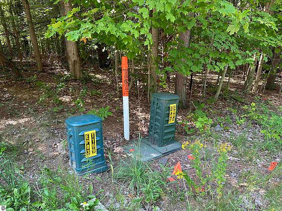 5th image of LOT 32 Rose Ct