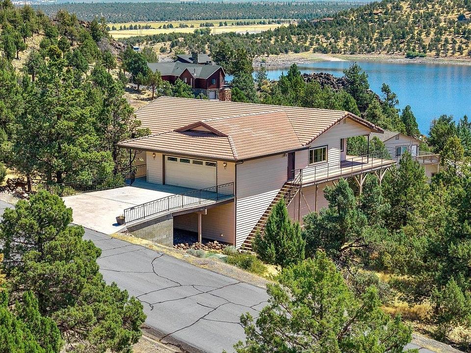1st image of 14916 Mountain Wood Dr