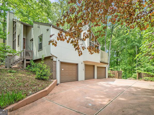 1213 Laurel Cliff Dr SE, Smyrna, GA 30082