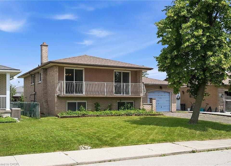 1st image of 34 Windrush Cres