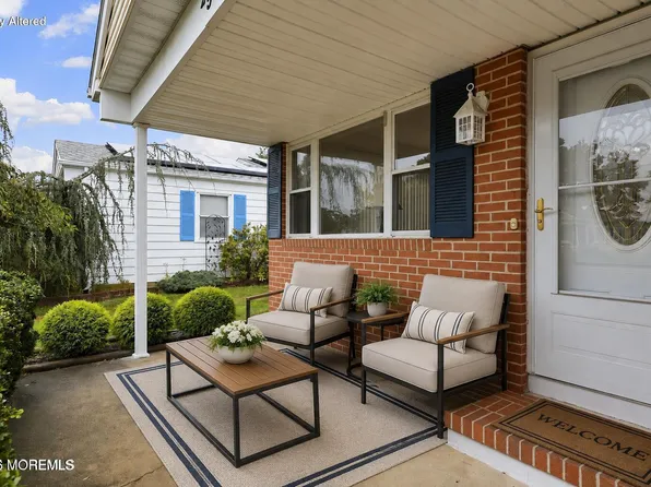 25 Purnell Street, Toms River, NJ 08757
