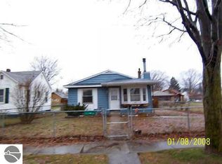 522 12th St, Traverse City, MI 49684
