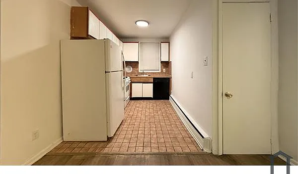 2 bed, $1,595 — Photo 1