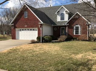 479 Hollowbrook Ct, Terre Haute, IN 47803