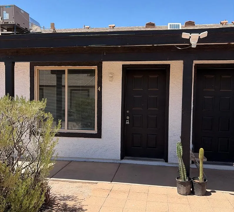 576 N San Marcos Dr #4