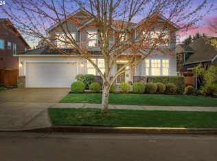 210 N The Greens Ave, Newberg, OR