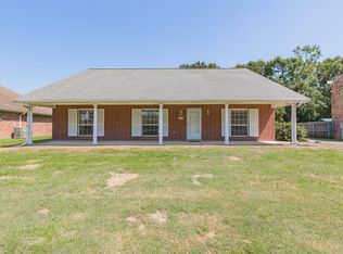 18 Judge Canan Dr, Crowley, LA 70526