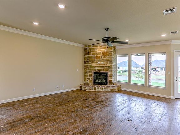 4th image of 6609 Pinehurst Dr