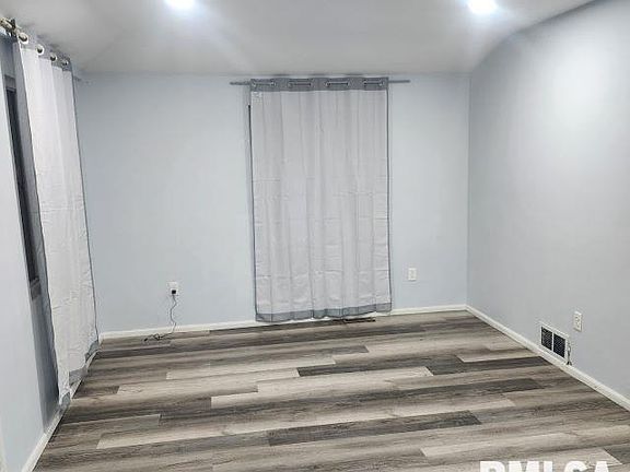 5th image of 4021 N Boulevard Ave