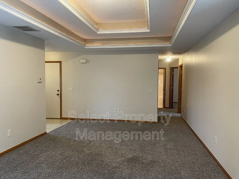 3 bed, 2.0 bath, 1278 sqft, $1,599 — Photo 3