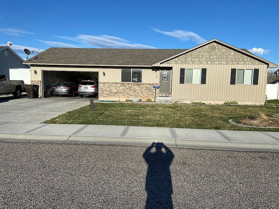 1st image of 388 N Kimberly Dr