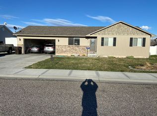 388 N Kimberly Dr, Idaho Falls, ID 83401
