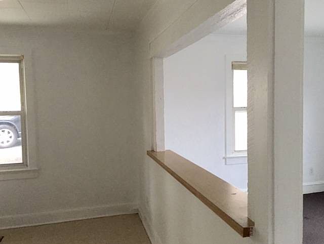 2nd image of 20 S Roberts Rd APT A