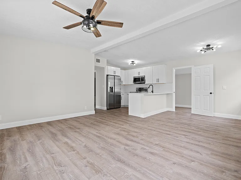 2415 Lewis Rd — Photo 11