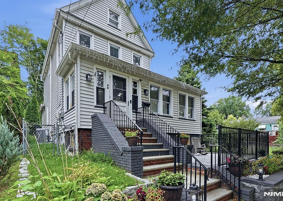 1st image of 25 1st Street