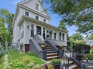25 1st St, Ridgefield Park, NJ 07660