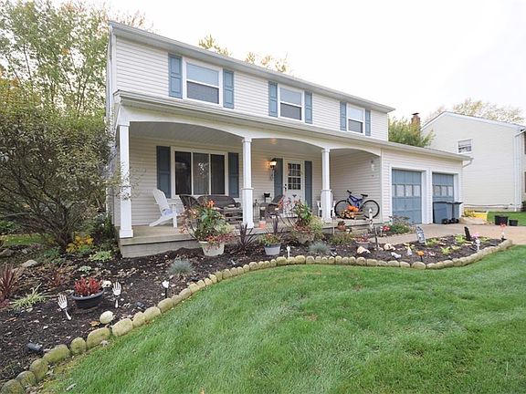 2nd image of 962 Lancaster Dr