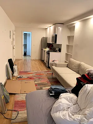 Rented by Buchbinder & Warren | media 20