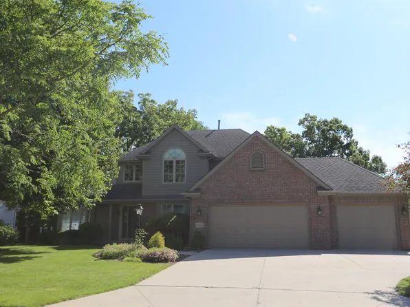 6021 Aurora Pl, Fort Wayne, IN 46804