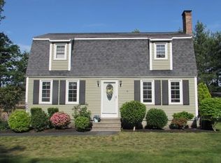 6 Monmouth St, Chelmsford, MA 01824