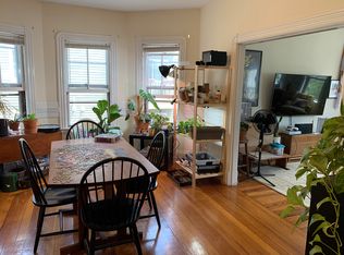 9 Waterhouse St #2, Somerville, MA 02144