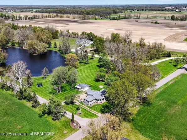 4007 E Frost Rd, Webberville, MI 48892