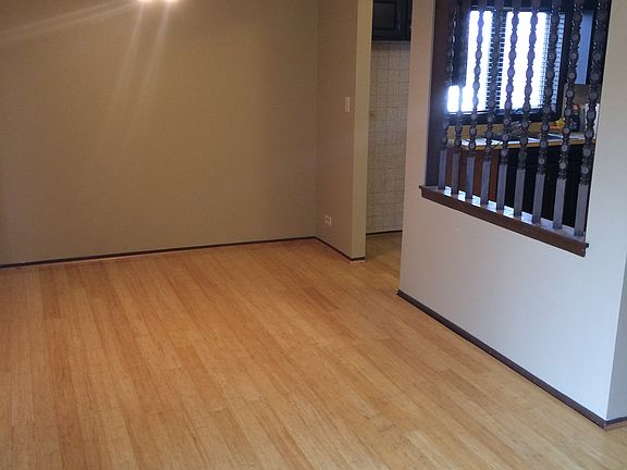 Dining room...