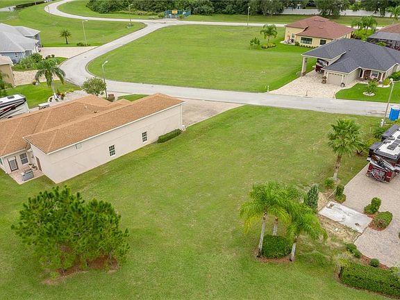 3rd image of 322 Nolane Ln