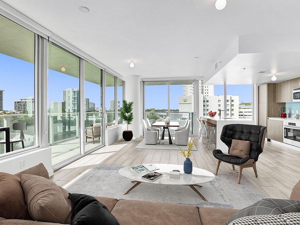 1st image of 1600 SW 1st Ave APT 601