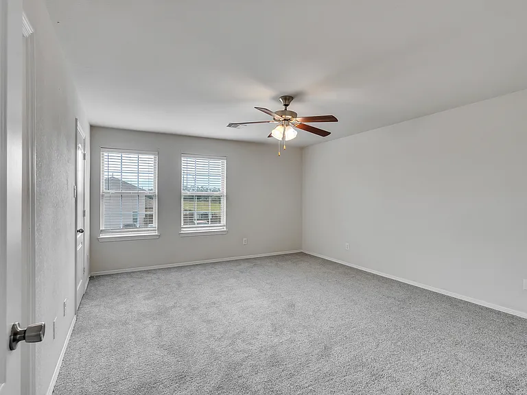 9707 Raisbeck Pl — Photo 11