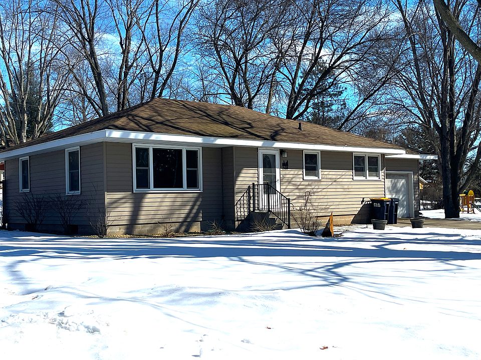 1st image of 528 Linn St N Lot Wp001