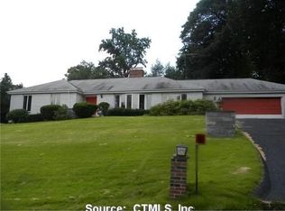 45 El Toro Dr, Bristol, CT 06010