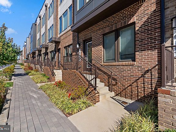4th image of 16105 Connors Way