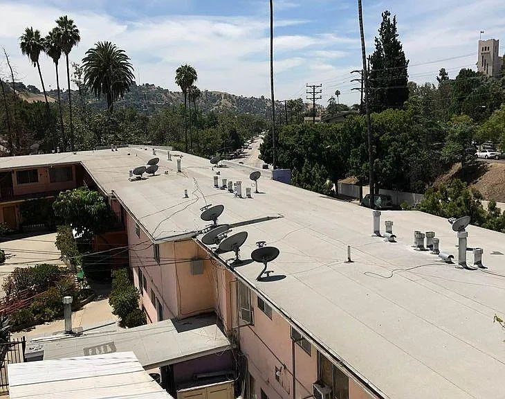N Figueroa St — Photo 4