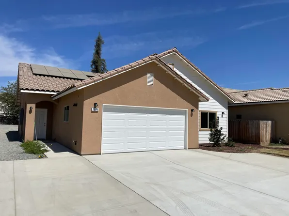 2018 E Seeger Avenue, Visalia, CA 93292