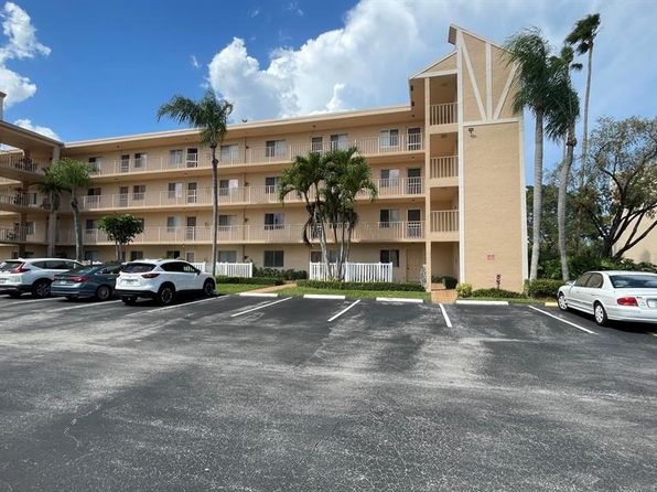 6935 Huntington Ln APT 208