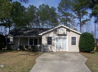 205 Balsam Rd, Jacksonville, NC 28546