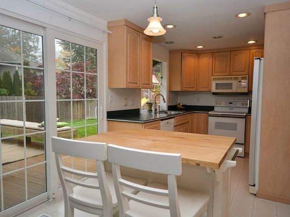 5th image of 7844 NE 146th St