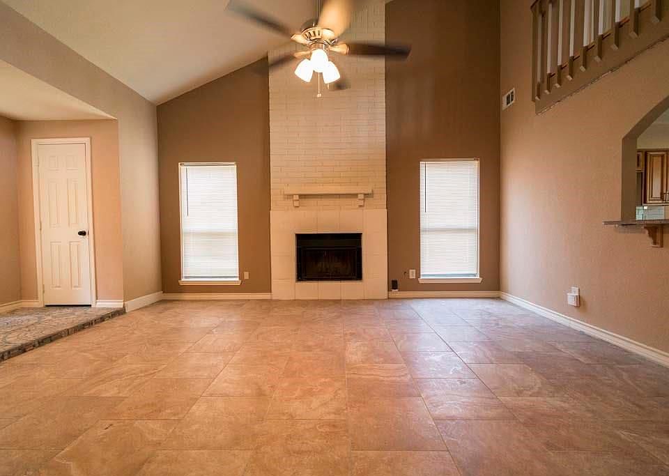 1st image of 10126 Northview Dr