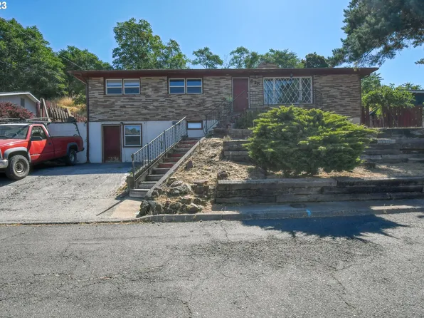 828 NW 6th St, Pendleton, OR 97801