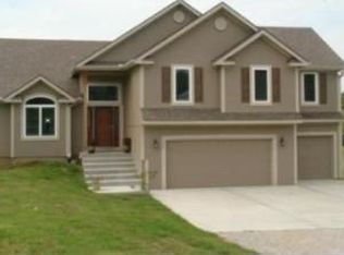 620 Columbia Rd, Liberty, MO 64068