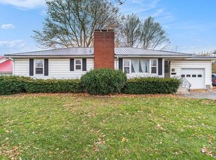 758 N Main St, Nappanee, IN 46550